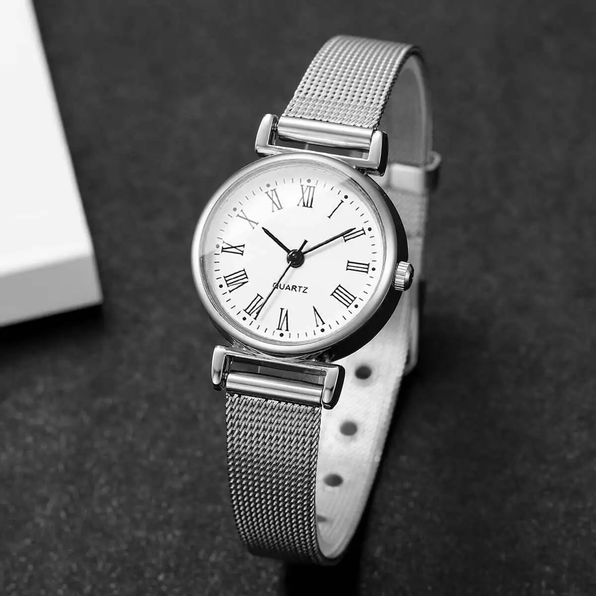 1/2PCS Fashion Women Watches C - огляд і ціна Stainless Mesh Band